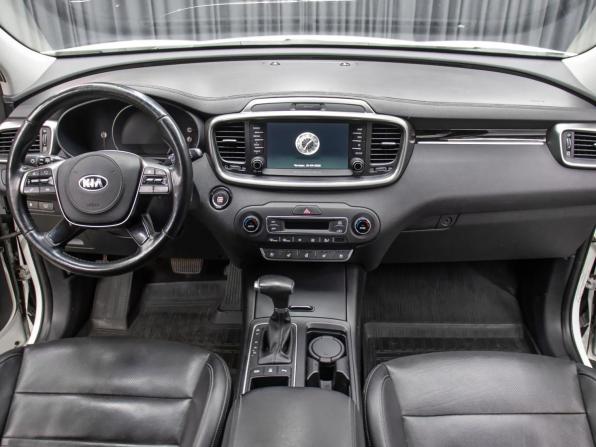 Kia Sorento III Prime Рестайлинг с пробегом 2018 года, цена 2 198 000 рублей, 272443 км, внедорожник, Автокод Объявления