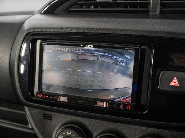 Toyota Vitz III (XP130) Рестайлинг 2 с пробегом 2017 года, цена 870 500 рублей, 164000 км, хэтчбек, Автокод Объявления