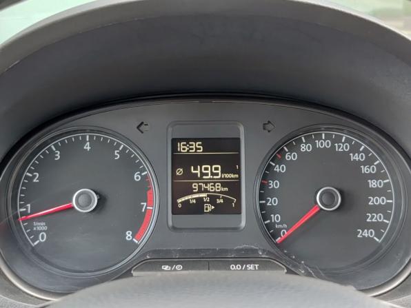 Volkswagen Polo V Рестайлинг с пробегом 2017 года, цена 1 095 000 рублей, 97452 км, седан, Автокод Объявления