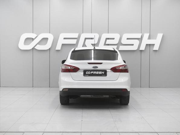 Ford Focus III с пробегом 2012 года, цена 610 000 рублей, 300984 км, седан, Автокод Объявления