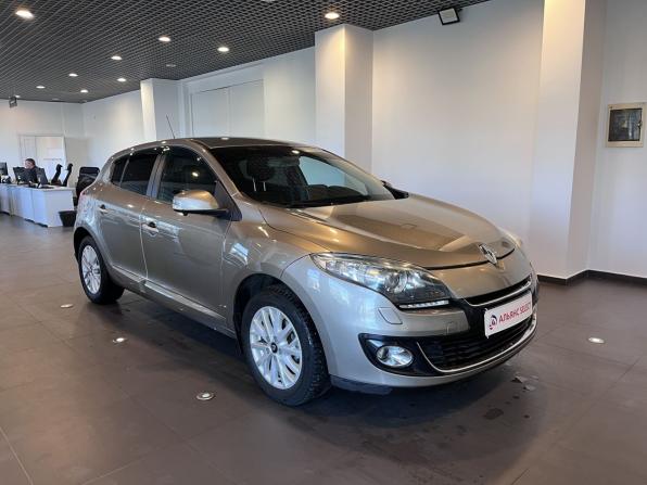 Renault Megane III с пробегом 2012 года, цена 670 000 рублей, 220875 км, хэтчбек, Автокод Объявления