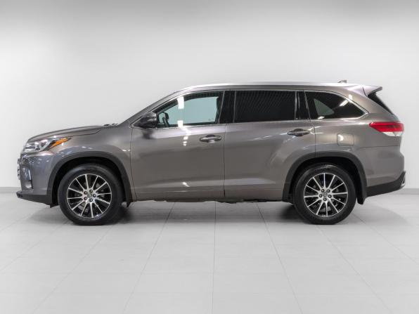 Toyota Highlander III (XU50) Рестайлинг с пробегом 2019 года, цена 3 390 000 рублей, 160971 км, внедорожник, Автокод Объявления
