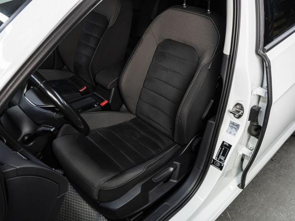 Volkswagen Golf VII с пробегом 2013 года, цена 1 480 000 рублей, 74763 км, хэтчбек, Автокод Объявления