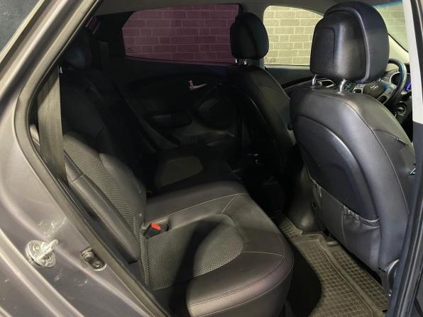 Hyundai ix35 I с пробегом 2012 года, цена 1 130 000 рублей, 196420 км, внедорожник, Автокод Объявления