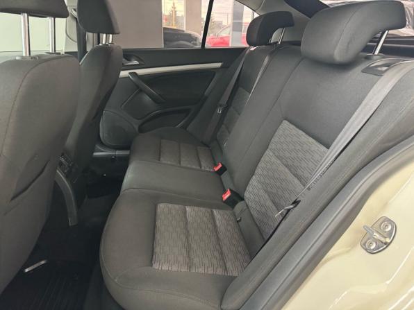 Skoda Octavia II (A5) Рестайлинг с пробегом 2011 года, цена 849 000 рублей, 297494 км, лифтбек, Автокод Объявления