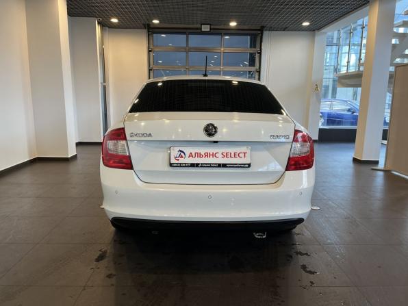 Skoda Rapid I с пробегом 2016 года, цена 930 000 рублей, 212431 км, лифтбек, Автокод Объявления