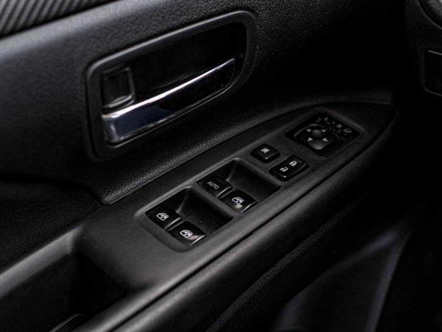 Mitsubishi Outlander III Рестайлинг 2 Санкт-Петербург  - изображение 12