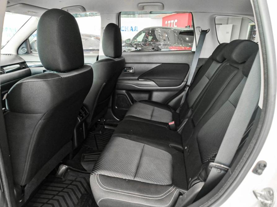 Mitsubishi Outlander III Рестайлинг 3 Казань  - изображение 15