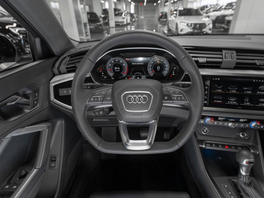 Audi Q3 II (F3) Москва  - изображение 11