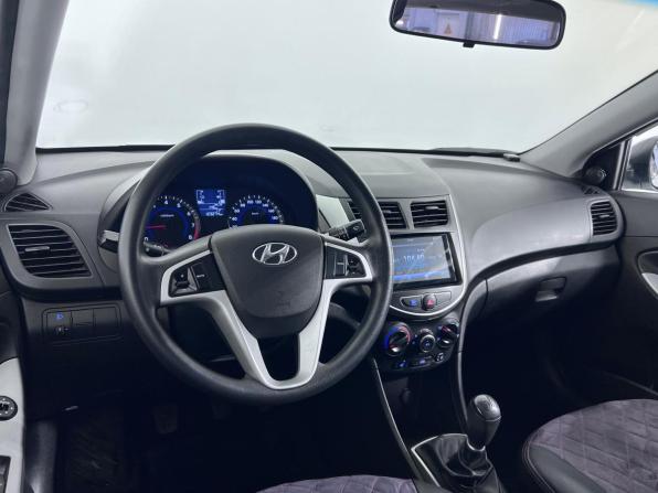 Hyundai Solaris I Рестайлинг с пробегом 2014 года, цена 925 000 рублей, 123273 км, седан, Автокод Объявления