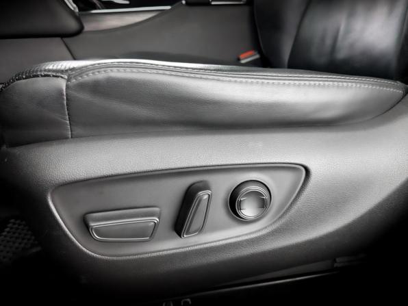 Toyota Land Cruiser 300 Series с пробегом 2021 года, цена 8 670 000 рублей, 110594 км, внедорожник, Автокод Объявления