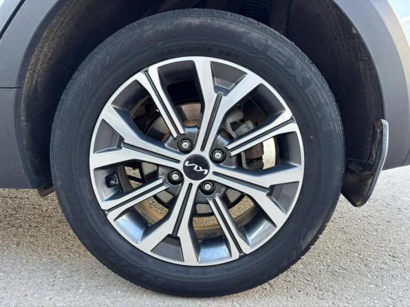Kia Rio IV Рестайлинг с пробегом 2022 года, цена 2 080 000 рублей, 84730 км, хэтчбек, Автокод Объявления