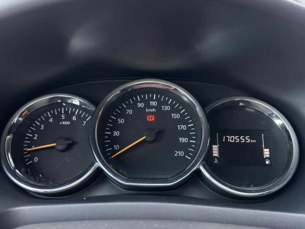 Renault Logan II Рестайлинг с пробегом 2021 года, цена 799 000 рублей, 170555 км, седан, Автокод Объявления