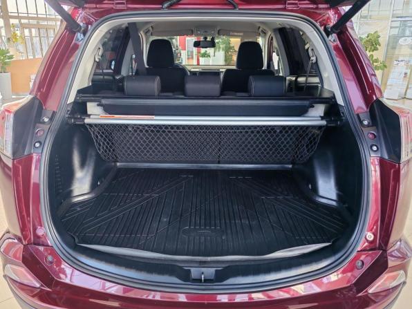 Toyota RAV4 IV (XA40) Рестайлинг с пробегом 2017 года, цена 2 275 000 рублей, 102947 км, внедорожник, Автокод Объявления