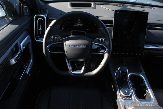 Jaecoo J7 I с пробегом 2024 года, цена 2 890 000 рублей, 6759 км, внедорожник, Автокод Объявления