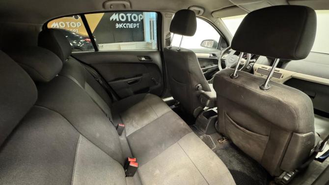 Opel Astra H Рестайлинг с пробегом 2007 года, цена 150 000 рублей, 384000 км, хэтчбек, Автокод Объявления