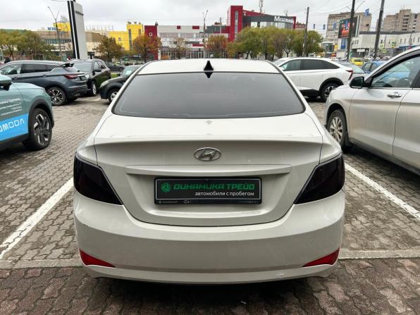 Hyundai Solaris I Рестайлинг с пробегом 2015 года, цена 846 000 рублей, 164453 км, седан, Автокод Объявления