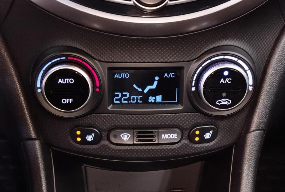 Hyundai Solaris I Рестайлинг Саратов  - изображение 17