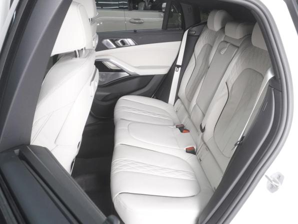 BMW X6 III (G06) Рестайлинг с пробегом 2025 года, цена 13 500 000 рублей, 5602 км, внедорожник, Автокод Объявления