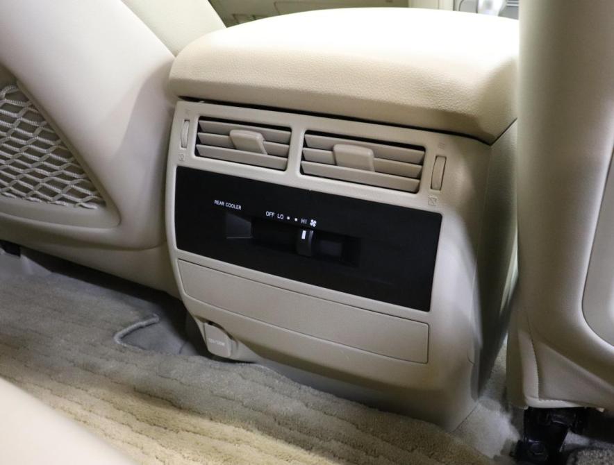 Toyota Land Cruiser 200 Series Рестайлинг 2 Санкт-Петербург  - изображение 32