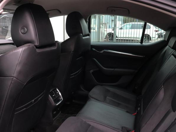 Skoda Octavia IV (A8) с пробегом 2020 года, цена 2 159 000 рублей, 90075 км, лифтбек, Автокод Объявления