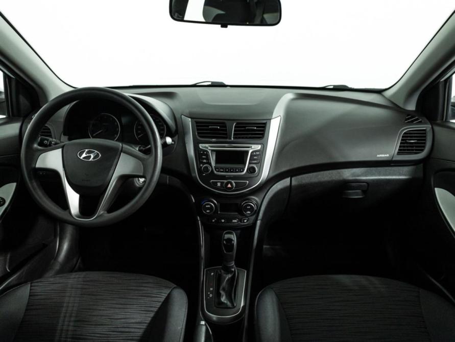 Hyundai Solaris I Рестайлинг Санкт-Петербург  - изображение 14