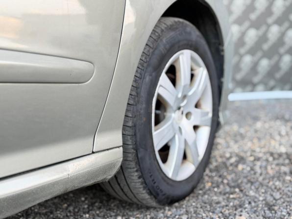 Peugeot 308 I с пробегом 2010 года, цена 515 000 рублей, 240000 км, хэтчбек, Автокод Объявления