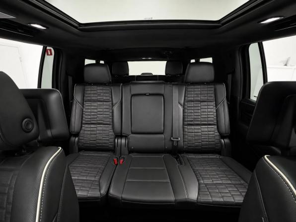 Cadillac Escalade V с пробегом 2023 года, цена 12 995 000 рублей, 87189 км, внедорожник, Автокод Объявления