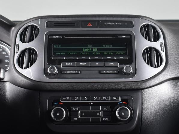 Volkswagen Tiguan I Рестайлинг с пробегом 2011 года, цена 1 304 999 рублей, 167374 км, внедорожник, Автокод Объявления