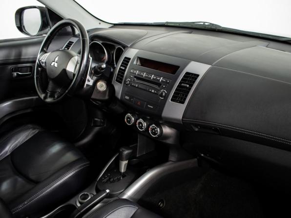 Mitsubishi Outlander II Рестайлинг с пробегом 2010 года, цена 950 000 рублей, 194556 км, внедорожник, Автокод Объявления