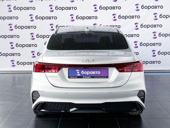 Kia Cerato IV Рестайлинг с пробегом 2022 года, цена 2 145 000 рублей, 64677 км, седан, Автокод Объявления
