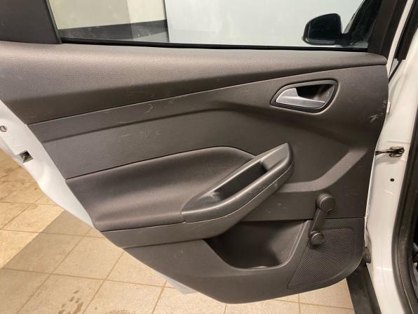 Ford Focus III Рестайлинг с пробегом 2017 года, цена 619 000 рублей, 143000 км, универсал, Автокод Объявления