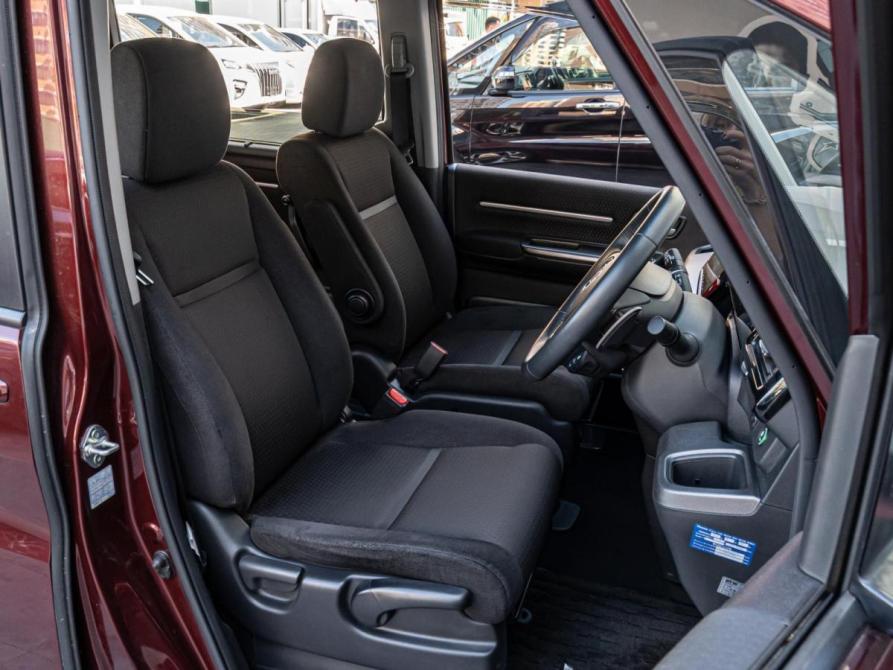 Honda Stepwgn V Рестайлинг Краснодар  - изображение 11