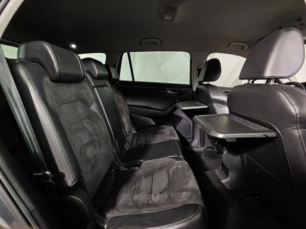 Skoda Kodiaq I с пробегом 2018 года, цена 2 343 000 рублей, 163685 км, внедорожник, Автокод Объявления
