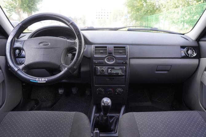Lada (ВАЗ) Priora I с пробегом 2011 года, цена 300 000 рублей, 160635 км, хэтчбек, Автокод Объявления