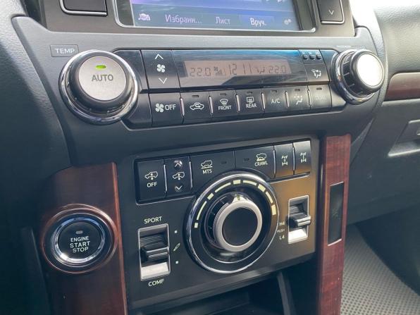 Toyota Land Cruiser Prado 150 Series Рестайлинг 1 с пробегом 2014 года, цена 3 179 000 рублей, 296000 км, внедорожник, Автокод Объявления