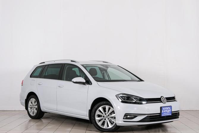 Volkswagen Golf VII Рестайлинг с пробегом 2018 года, цена 1 499 000 рублей, 40200 км, универсал, Автокод Объявления