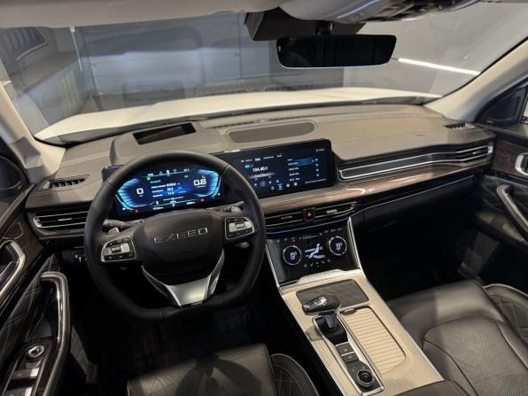 Exeed VX I с пробегом 2023 года, цена 3 140 000 рублей, 73859 км, внедорожник, Автокод Объявления