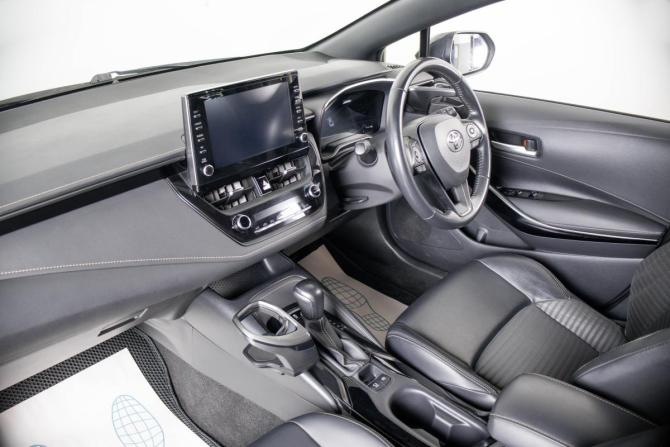 Toyota Corolla XII (E210) с пробегом 2020 года, цена 1 949 000 рублей, 63714 км, универсал, Автокод Объявления
