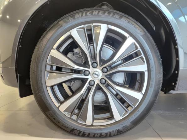 Volvo XC60 II Рестайлинг с пробегом 2021 года, цена 5 250 000 рублей, 65786 км, внедорожник, Автокод Объявления