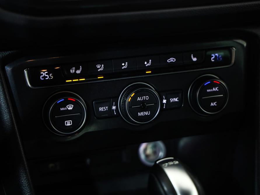 Volkswagen Tiguan II Санкт-Петербург  - изображение 17