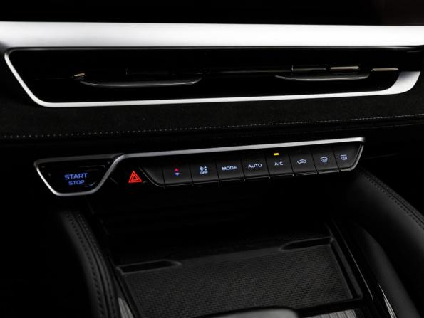 Geely Monjaro I с пробегом 2024 года, цена 3 379 000 рублей, 52984 км, внедорожник, Автокод Объявления