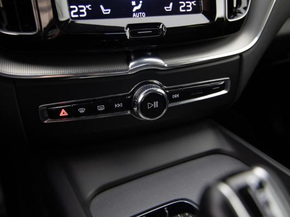 Volvo XC60 II с пробегом 2020 года, цена 4 200 000 рублей, 79479 км, внедорожник, Автокод Объявления
