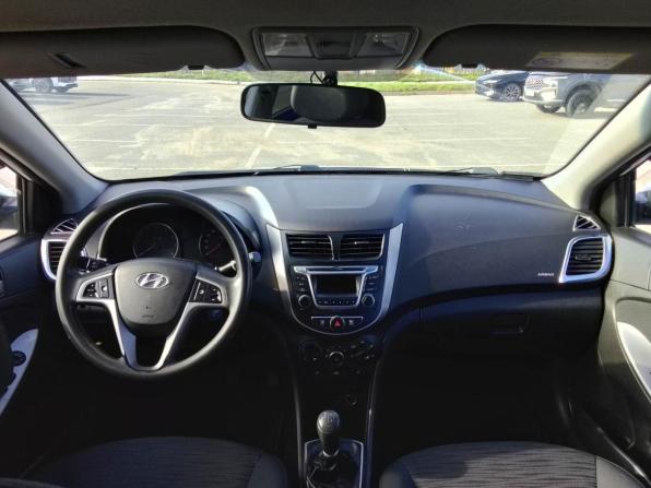 Hyundai Solaris I Рестайлинг с пробегом 2015 года, цена 828 000 рублей, 210075 км, седан, Автокод Объявления