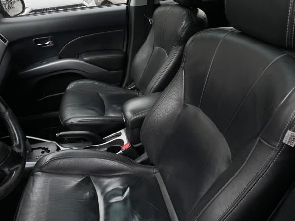 Mitsubishi Outlander II с пробегом 2008 года, цена 899 000 рублей, 203500 км, внедорожник, Автокод Объявления