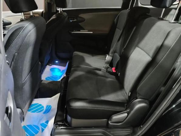 Toyota Wish II с пробегом 2010 года, цена 1 230 000 рублей, 205022 км, минивэн, Автокод Объявления