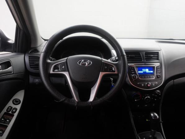 Hyundai Solaris I Рестайлинг с пробегом 2015 года, цена 913 000 рублей, 164318 км, седан, Автокод Объявления