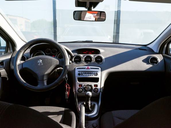 Peugeot 408 I с пробегом 2014 года, цена 875 000 рублей, 61255 км, седан, Автокод Объявления