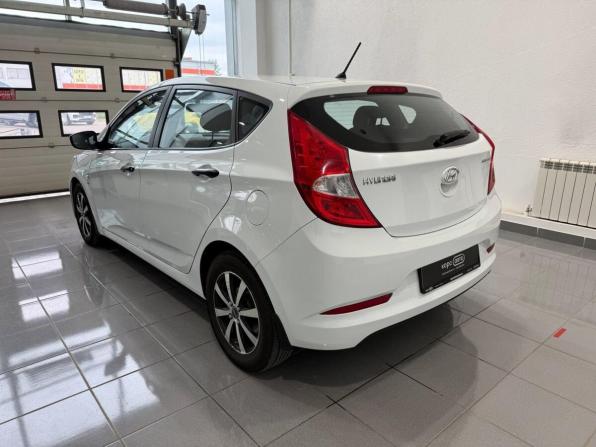 Hyundai Solaris I Рестайлинг с пробегом 2015 года, цена 1 096 000 рублей, 93800 км, хэтчбек, Автокод Объявления