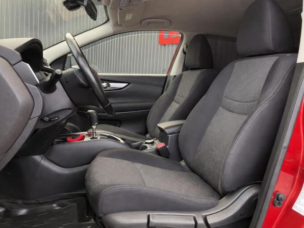 Nissan Qashqai II с пробегом 2017 года, цена 1 877 000 рублей, 100509 км, внедорожник, Автокод Объявления